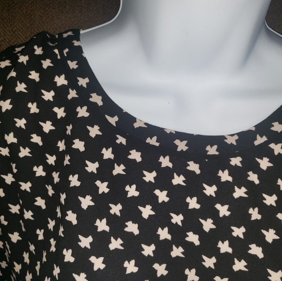 Loft brand women's sleeveless top size XL Black and taupe color with bird prints - Picture 6 of 8